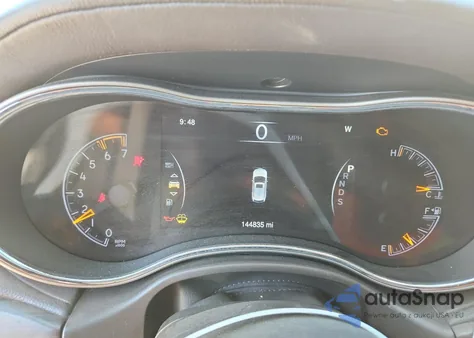 2014 Jeep Grand Cherokee Overland z USA, uszkodzony, nr VIN 1C4RJECT5EC175454